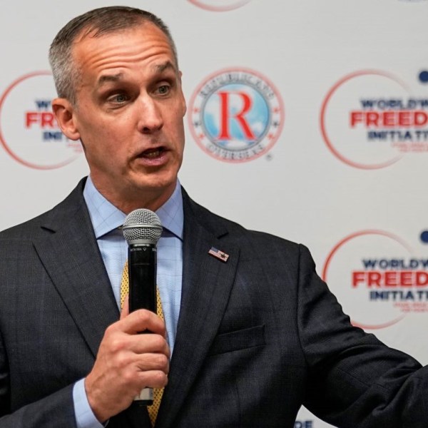 Corey Lewandowski tham gia chiến dịch rao giảng để phụ giúp cho hội nghị