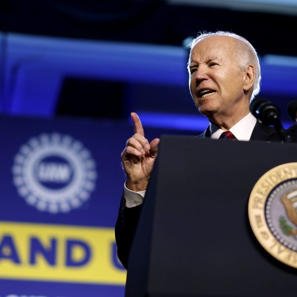 Biden sẽ gặp gỡ các thành viên UAW cấp cao trong chuyến thăm Michigan