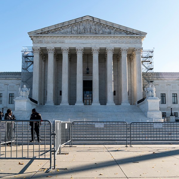 Texas làm ngập đất nông nghiệp của chúng tôi và từ chối trả tiền; bây giờ chỉ có SCOTUS mới có thể giúp được gia đình tôi