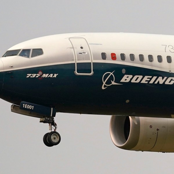 Boeing kêu gọi các hãng hàng không kiểm tra máy bay 737 Max xem có thể bị lỏng bu lông không