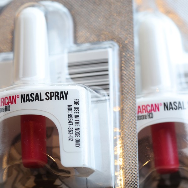 Nhà Trắng muốn naloxone trong các tòa nhà liên bang