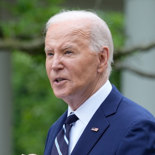 Biden giành chiến thắng trước dân chủ Oregon