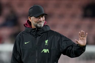 Jurgen Klopp sẽ không đưa ra lời khuyên về người kế nhiệm nhưng ủng hộ Quỷ đỏ có được 'người quản lý hàng đầu'