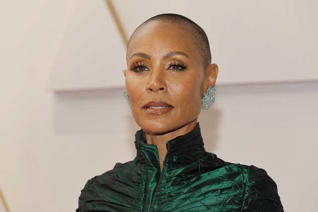 Tất cả những điều Jada Smith Pinkett đã nói về chứng rụng tóc của cô ấy