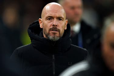 Erik ten Hag yêu cầu Champions League trở lại sau khi Manchester United sụp đổ