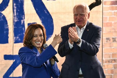 Kamala Harris và Tim Walz đang ở đâu khi phá thai?