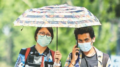 Những cơn mưa ở Delhi vào gần 40 °C, dự báo mưa vào cuối tuần