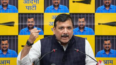 ‘ BJP, PM Modi đứng đằng sau trò lừa đảo rượu: Sanjay Singh kết án âm mưu chống lại Kejriwal