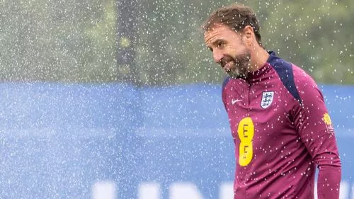 Gareth Southgate cuối cùng cũng có thể thay đổi đột ngột Anh Quốc vì xung đột Thụy Sĩ