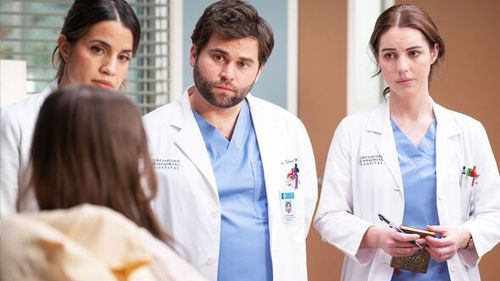 Một vở kịch y khoa của Netflix được đặt tên là "The Grey's Anatomy" với một bộ phim tuyệt vời và một vở kịch đánh cược cao