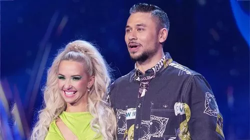 Ngôi sao của Dancing On Ice ‘xông vào sân băng’ khi đang tập luyện và dọa bỏ show