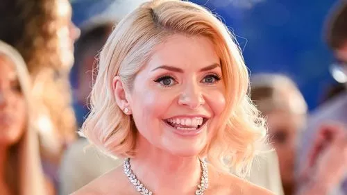 Everything we know about Holly Willoughby's new Netflix show with Bear Grylls as fans react