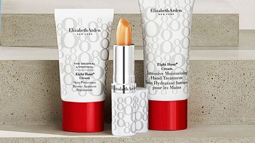 Tôi là một thương vụ và có một cách để có được 1184 bảng của Elizabeth Arden vẻ đẹp dưới 30 bảng