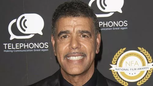 Chris Kamara tiết lộ cách Kate Garraway đến trợ giúp anh trong cuộc chiến sức khỏe khó khăn