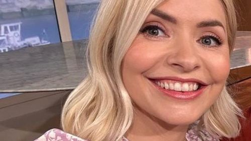 Holly Willoughby’s ‘pretty’ floral dress has been restocked and it’s perfect for summer