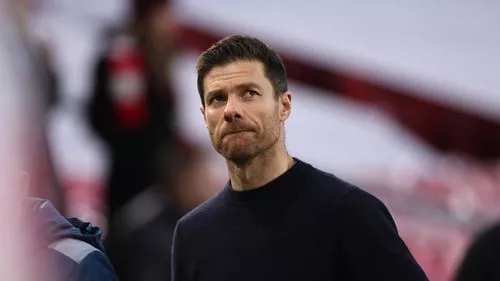 Thỏa thuận Arsenal của Xaabi Alonso được sáng tỏ khi sự trung thành của Liverpool bị đặt nghi vấn