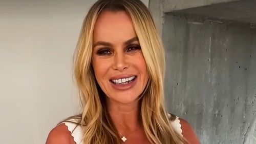 Amanda Holden có vấn đề về sự hỗn loạn giữa mối thù của Sharon Osbourne