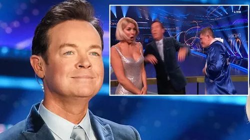 Stephen Mulhern của ITV Dancing On Ice phá vỡ sự im lặng khi bị Ricky Hatton 'đấm'