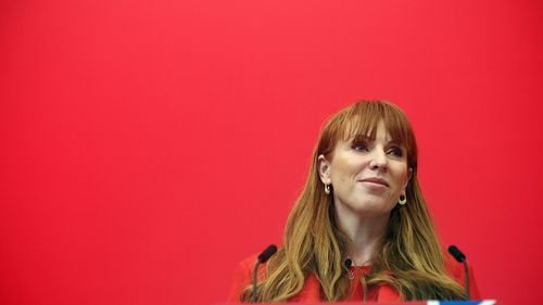 Cảnh sát đang xem xét các cáo buộc trong máy thăm dò Angela Rayner