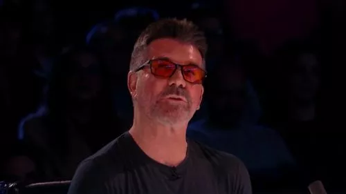 Simon Cowell đưa ra câu trả lời ba từ khi ngôi sao tài năng ITV của Anh chạm vào "Công nghệ vấn đề" '