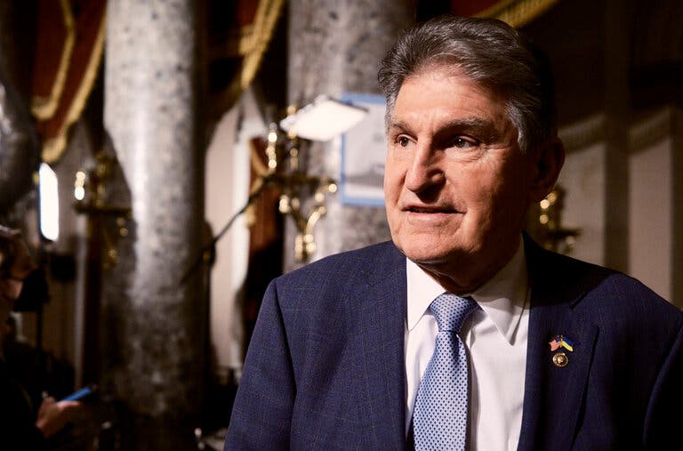 Joe Manchin có nên tranh cử tổng thống?