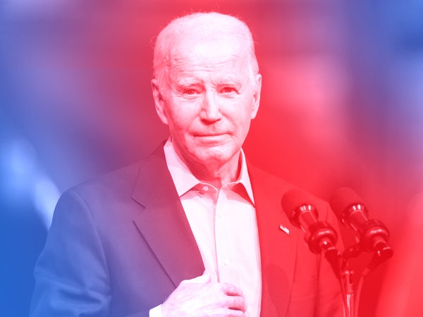 Bidenomics là một vụ phá sản chính trị đối với Biden