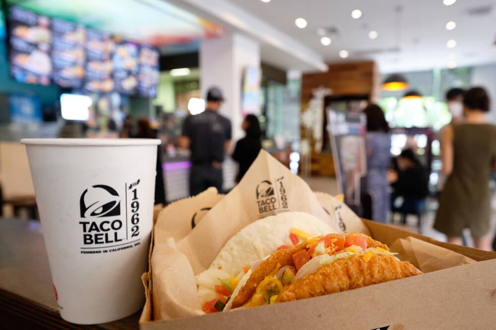 Al để xâm lược hàng trăm Taco Bell lái xe-thrus năm nay