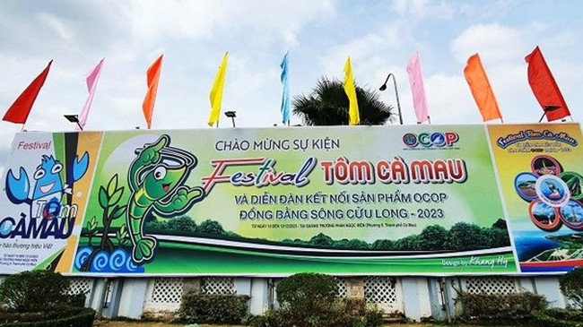 Lần đầu tiên tôm Cà Mau đi vào festival