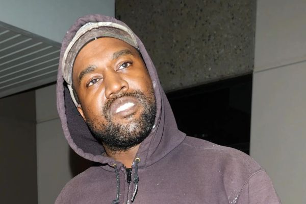 Kanye West trong 'vụ vi phạm bản quyền thứ 2 với tài sản của Donna Summer'