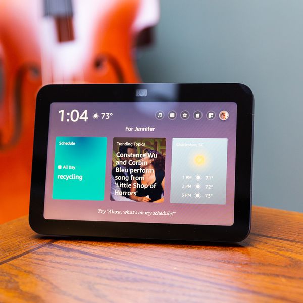 Echo thế hệ thứ tư và Echo Show 8 mới nhất giảm giá tới 50%