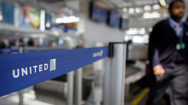 United Airlines makes a baggage change passengers will like