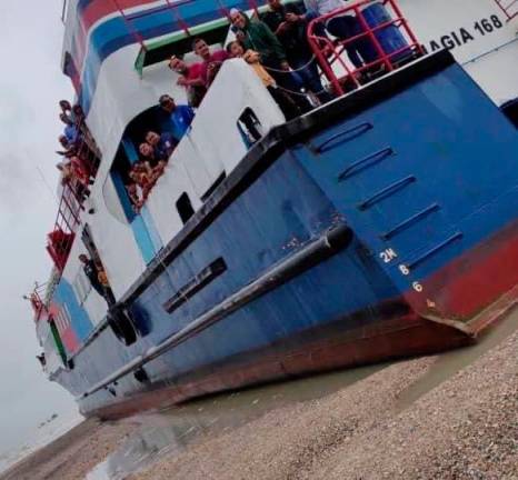 Hành khách bay tới Langkawi kandas ở Sand Beting