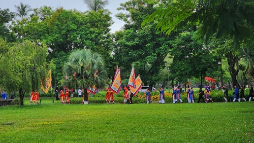 Paying tribute to Lord Nguyen Phuc Khoat - the person laid the foundation of Vietnamese ao dai