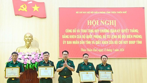 Người chỉ huy quả cảm