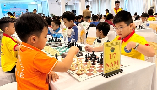 More than 250 athletes compete in Children's Team Chess Tournament