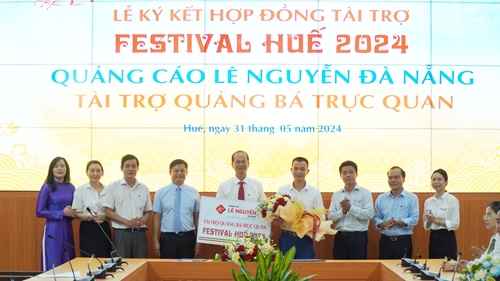 Ký kết các hợp đồng tài trợ Festival Huế 2024