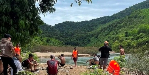 Tìm thấy thi thể người đàn ông sau nhiều ngày bị nước cuốn trôi