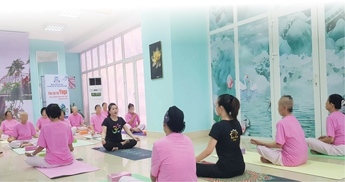 Yoga cho nữ bệnh nhân ung thư