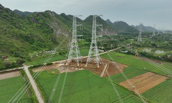 Hoàn thành kéo dây gói thầu đầu tiên dự án đường dây 500kV mạch 3