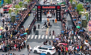 Công ty nào đứng sau dàn xe điện VinFast đưa đón sao quốc tế tại Gumball 3000?