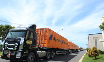 Hòa Phát cung cấp container 'made in Vietnam' cho hãng tàu Hapag-Lloyd