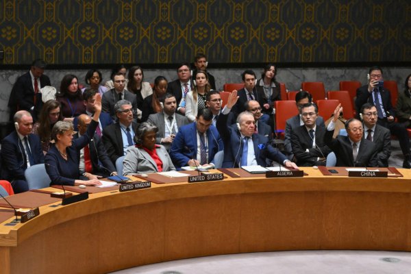 U.N. Passes Gaza Ceasefire Resolution