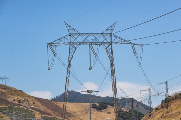 America's Grid Isn't Ready for the Green Transition