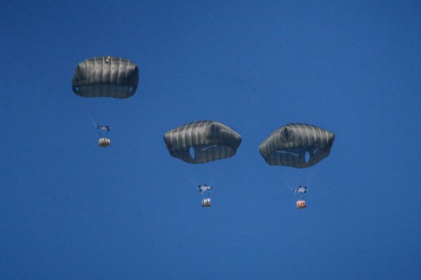 Food Airdrops Are Falling Short in Gaza