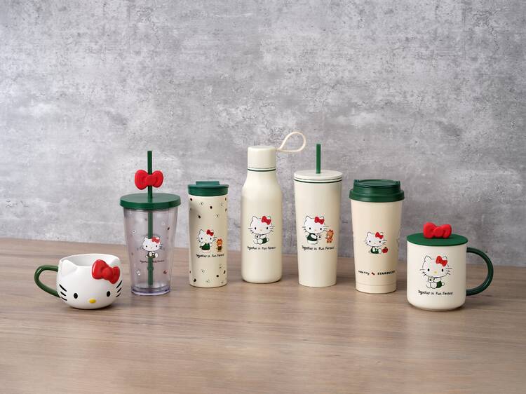 A Hello Kitty Starbucks collab sẽ đến Singapore vào tháng 9 này với merch dễ thương và các món thực đơn có sẵn