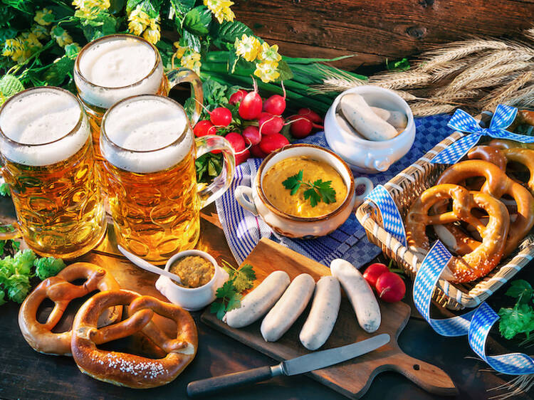 Nơi để ăn mừng Oktoberfest ở L.A.