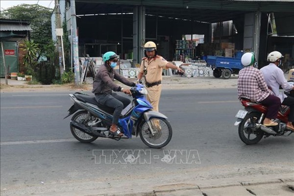 Kiểm tra, xử lý nghiêm các hành vi vi phạm về trật tự, an toàn giao thông