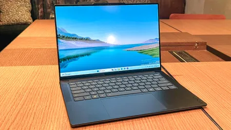 Lenovo Yoga Slim 7x đánh giá: Một trong những chiếc laptop đẹp nhất tôi từng thấy