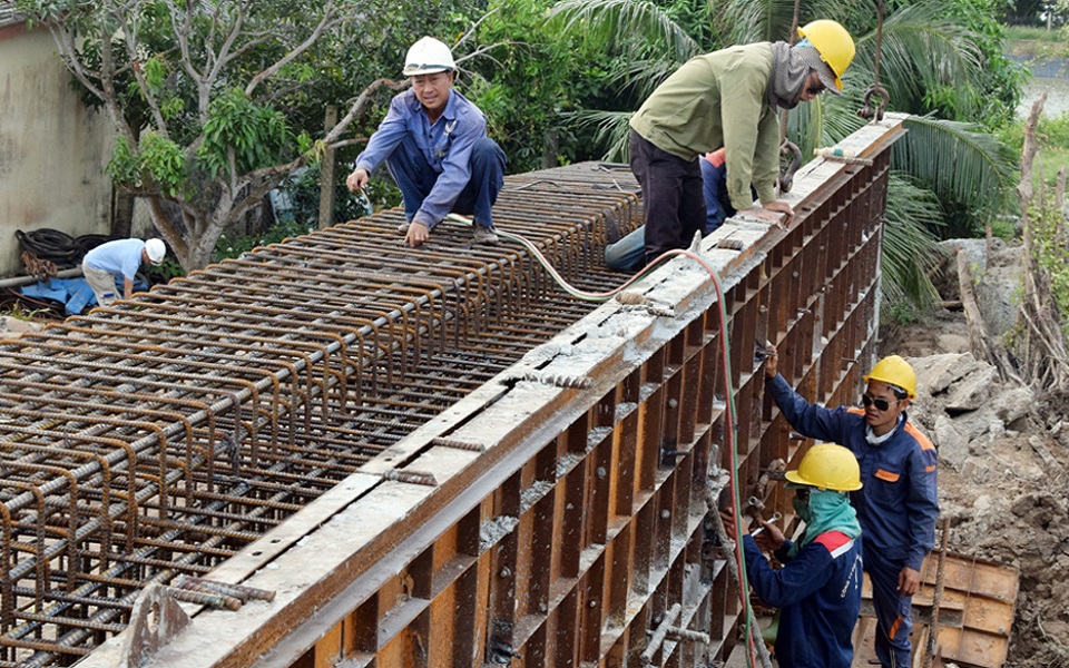 Xây dựng nông thôn mới nâng cao, gắn với giảm nghèo bền vững