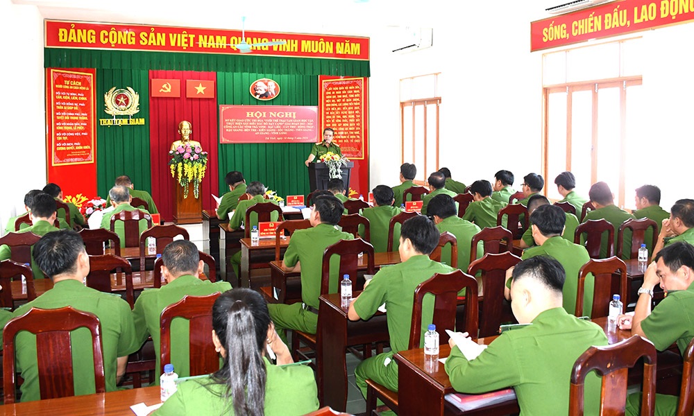 Sơ kết giao ước thi đua “Tuổi trẻ Trại Tạm giam học tập, thực hiện Sáu điều Bác Hồ dạy Công an nhân dân”